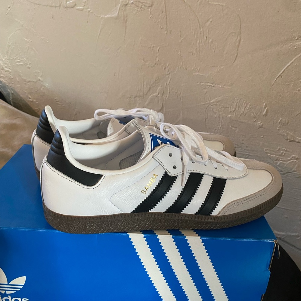 Adidas White and Black Samba Sneakers - Picture 3 of 7